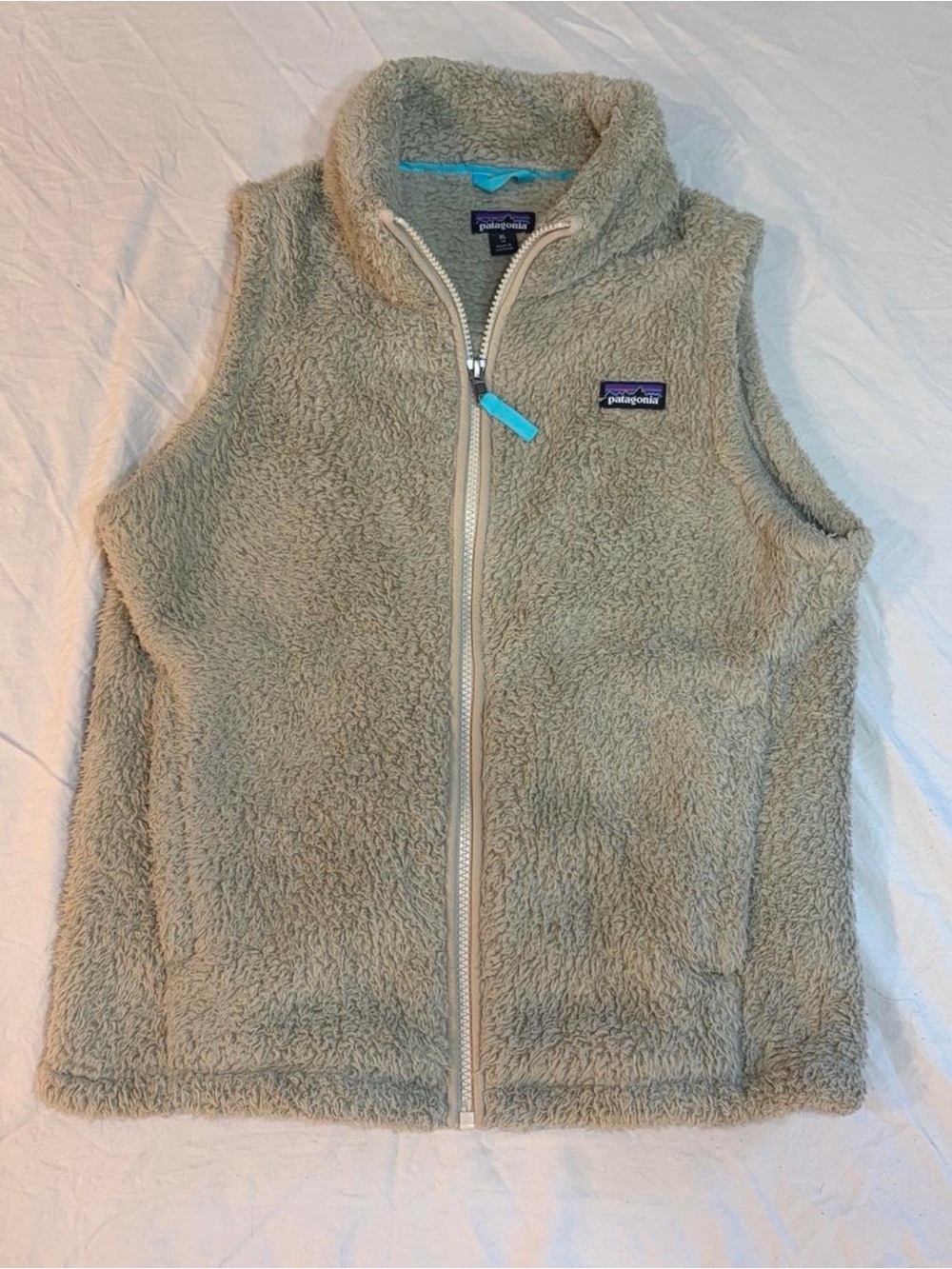 Patagonia Kids Cream Sherpa Zip Vest with Turquoise Trim